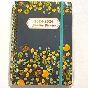 2024-2026 Monthly Planner - Floral Design